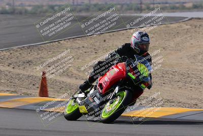 media/Nov-05-2022-SoCal Trackdays (Sat) [[f8d9b725ab]]/Turns 9 and 8 (1050am/